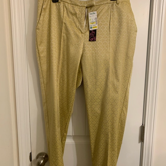 Dress slacks - Picture 3 of 3